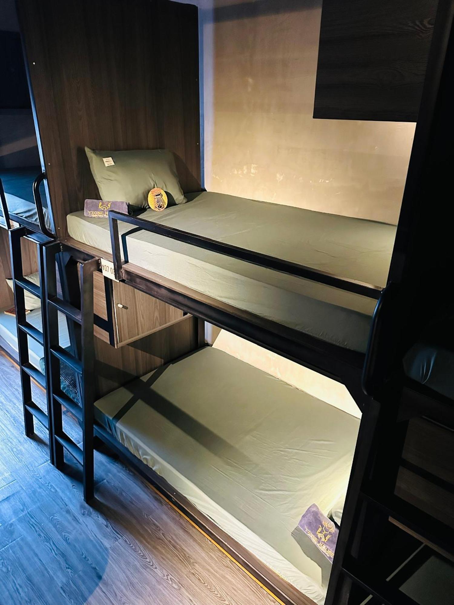 T Zone Hostel - Quiet Place, Near China Town,Ho Thi Ky Street Food,Cafe,Beer Ho Chi Minh City Exterior photo