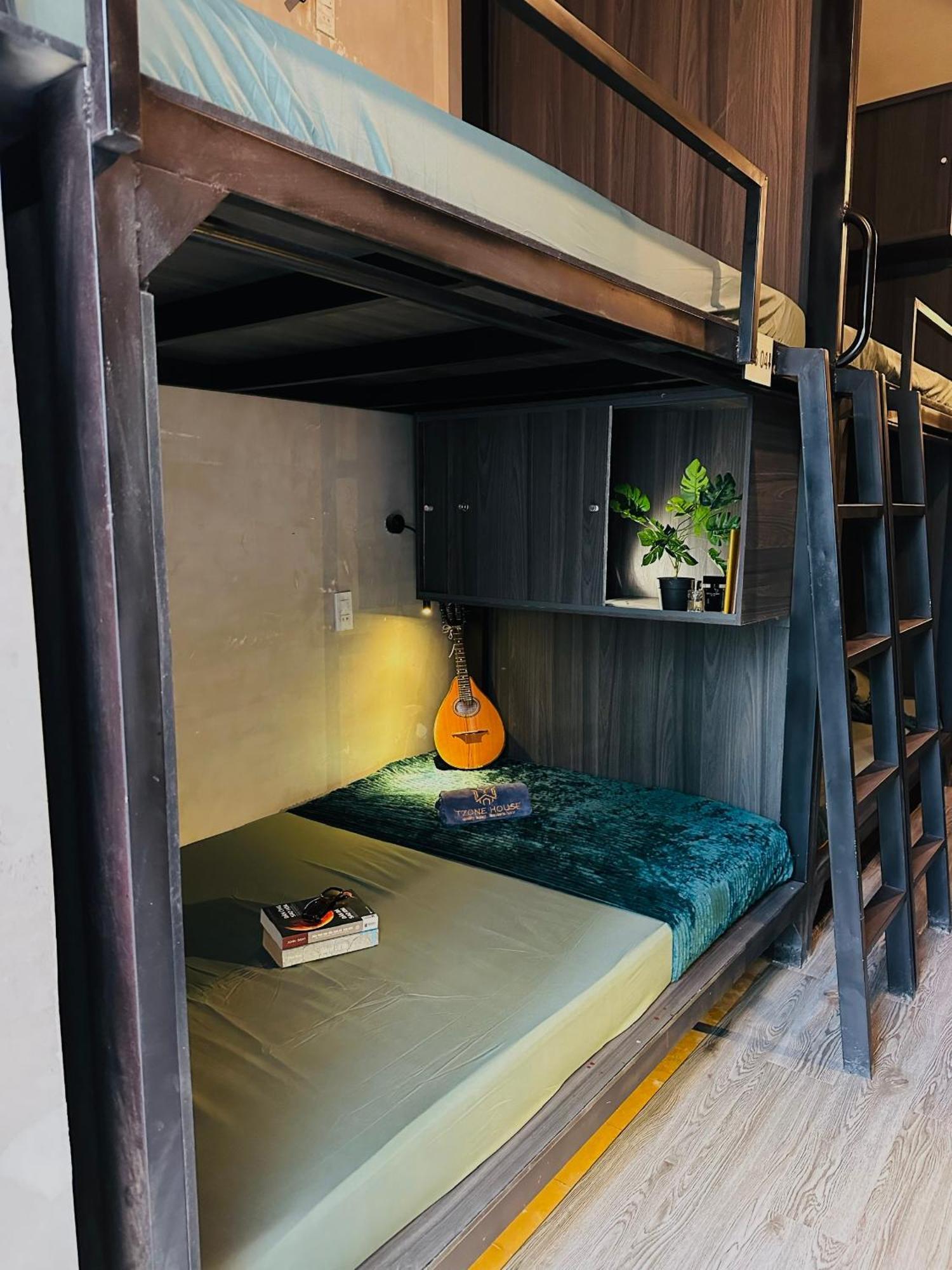 T Zone Hostel - Quiet Place, Near China Town,Ho Thi Ky Street Food,Cafe,Beer Ho Chi Minh City Exterior photo